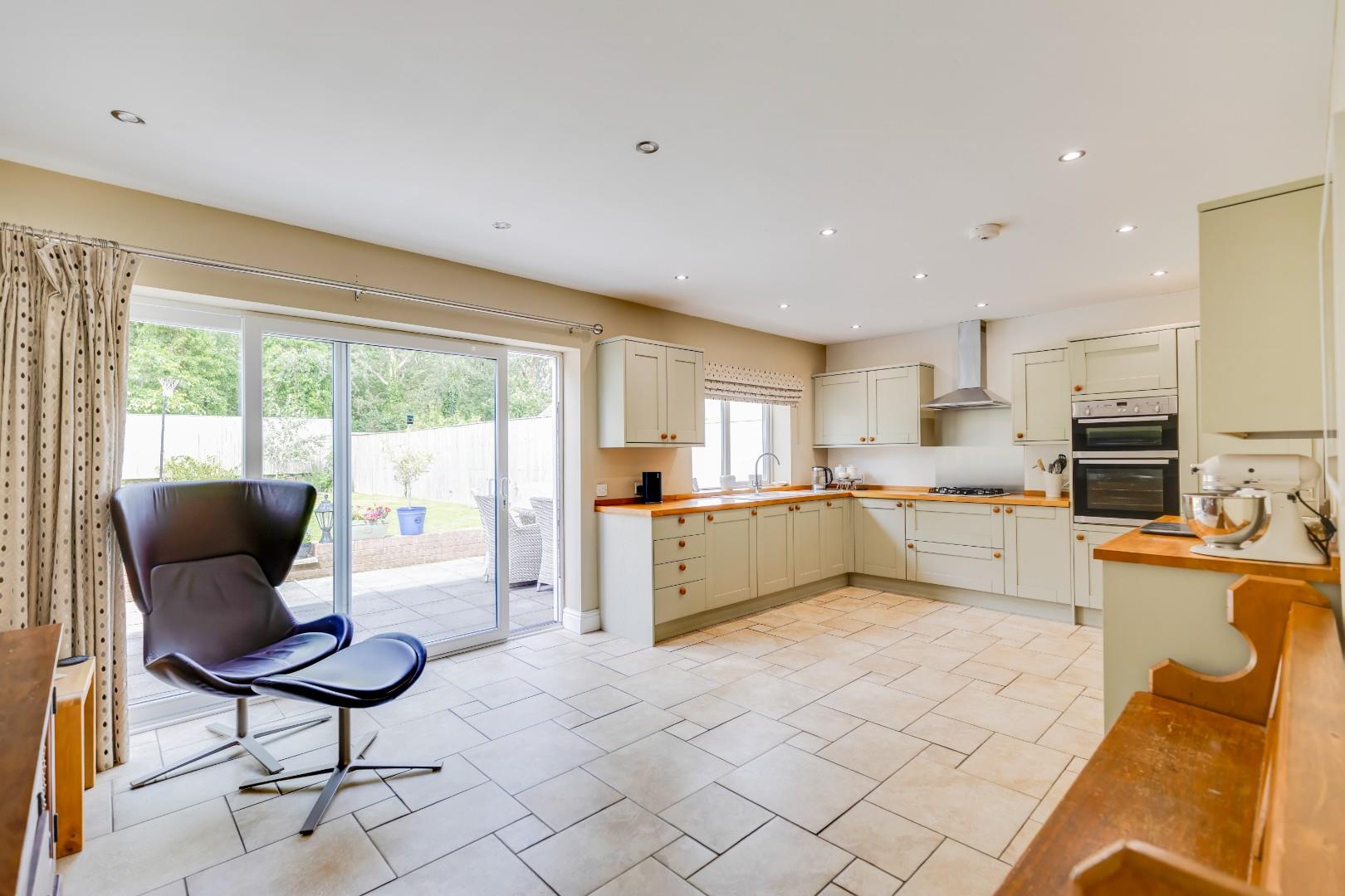 Beach Road, Newton, Porthcawl, CF36 5NH